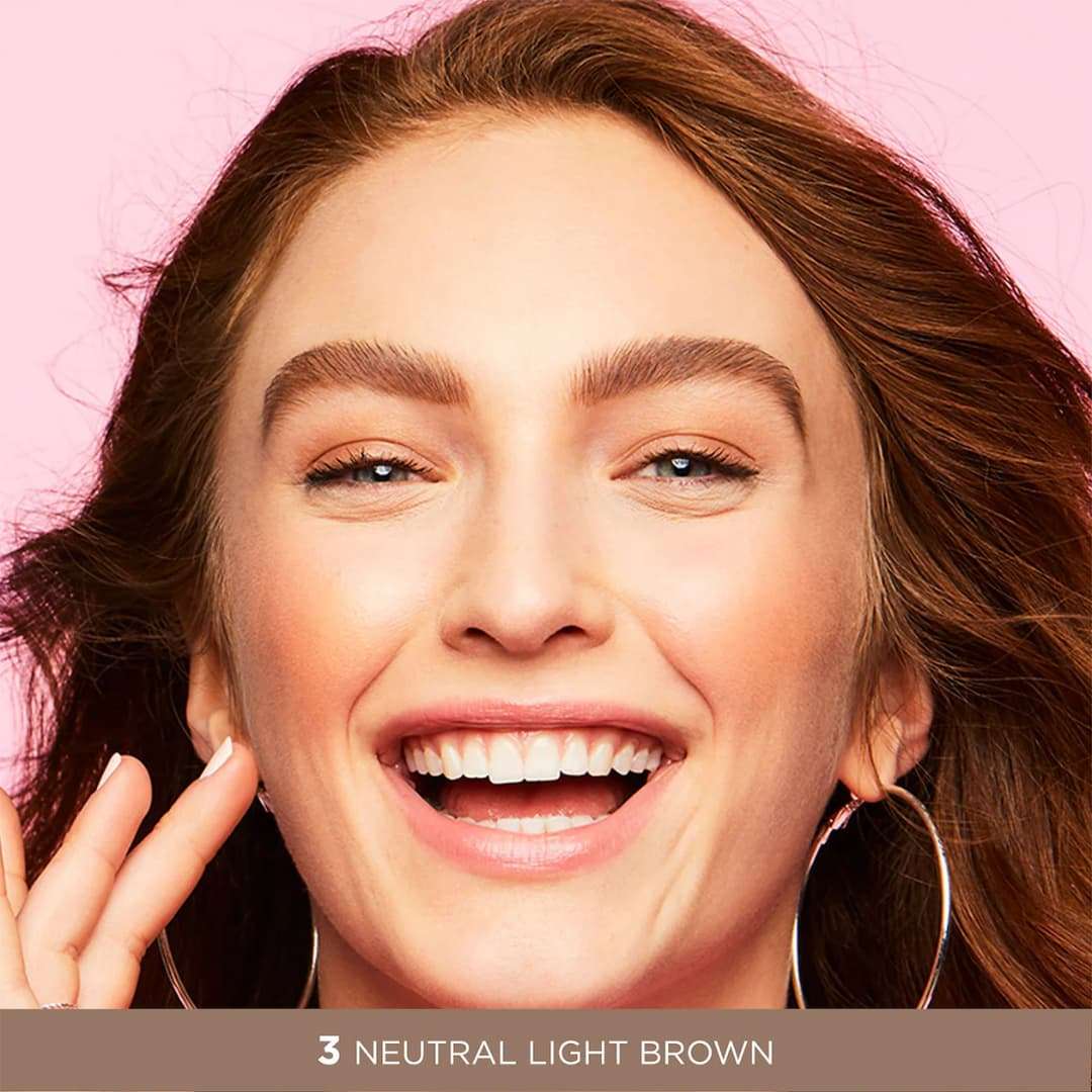 Benefit Cosmetics - Gel voluminizador para cejas con color Gimme Brow - Imagen 6