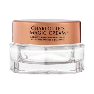 Charlotte Tilbury - Crema Mágica de Charlotte