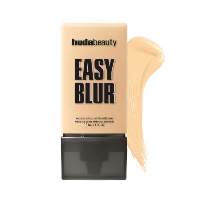 HUDA BEAUTY - Base de maquillaje natural Easy Blur con aerógrafo y niacinamida