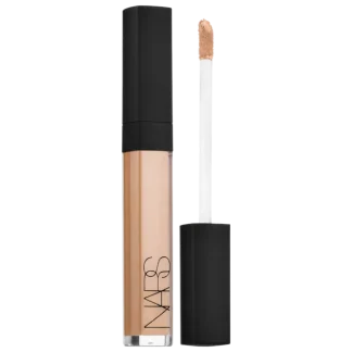 NARS - Corrector cremoso radiante con cobertura media hidratante
